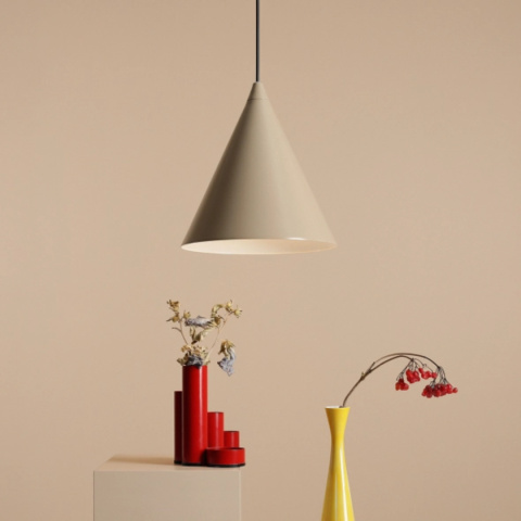 Lampa wisząca w kształcie stożka FORM BEIGE Lampa wisząca w kształcie stożka FORM BEIGE