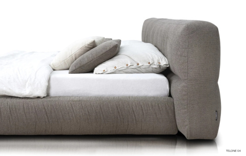 Piuma Bed