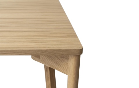 Bistro Lacquered Table