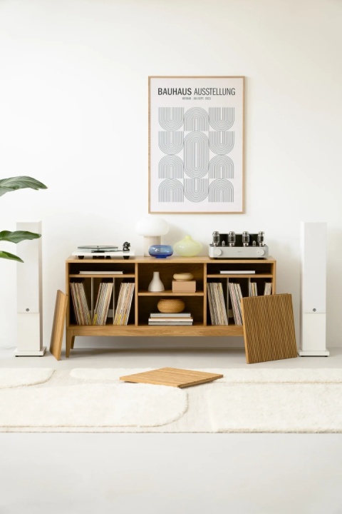 TONN 150 Turntable and Vinyl Record Cabinet – Solid Oak
