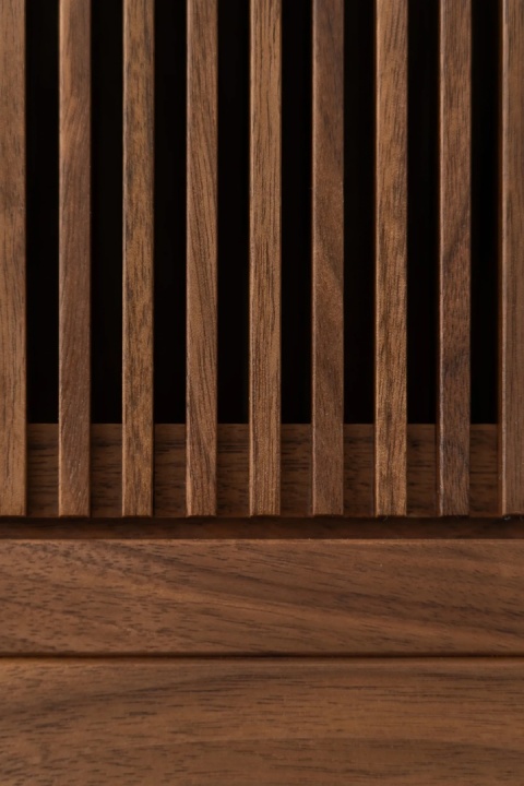 TONN 150 – Turntable & Vinyl Record Cabinet Walnut Wood