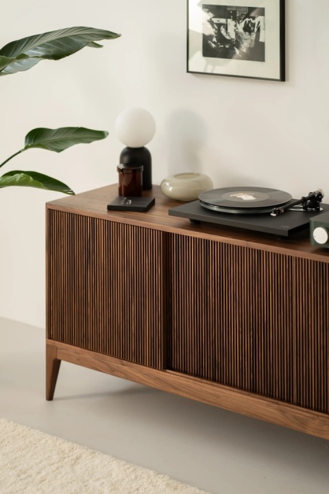 TONN 150 – Turntable & Vinyl Record Cabinet Walnut Wood