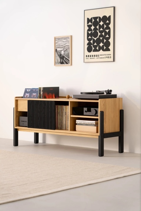 VIBE – Solid Oak Turntable & Vinyl Storage Cabinet