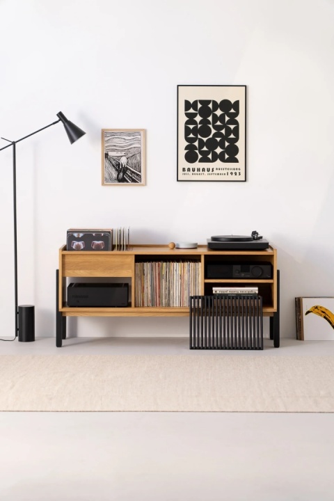 VIBE – Solid Oak Turntable & Vinyl Storage Cabinet