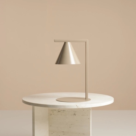 Niebieska lampa stołowa z kloszem w kształcie stożka FORM TABLE DUSTY BLUE